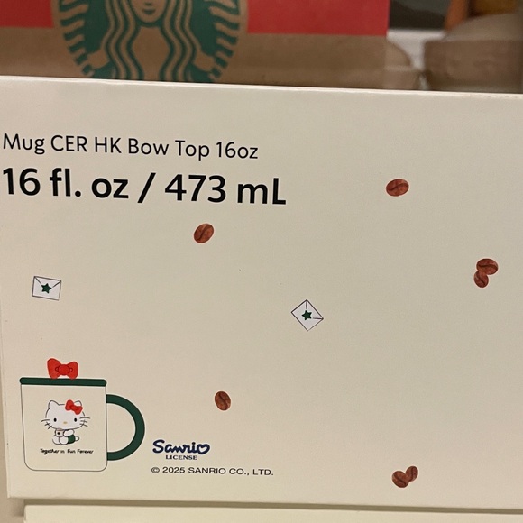 Hello Kitty & Starbucks Mug - Picture 5 of 5